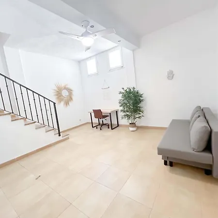 Almenara Apartmán *