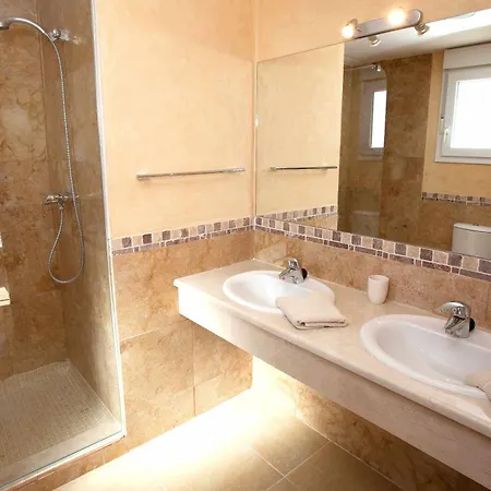 Almenara Apartmán